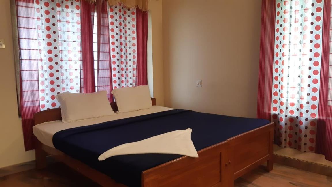 Seawin Beach Resort Varkala Exterior photo